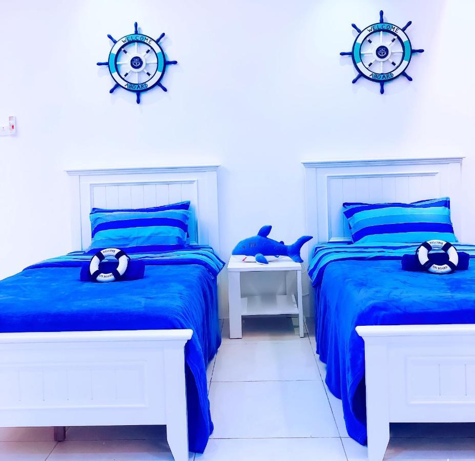 Cat City Mediterranean Theme City&Pool View Homestay 貓城地中海主題城市泳池風景民宿 쿠칭 외부 사진